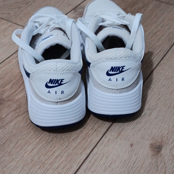 Nike Air - Picture 3 of 4